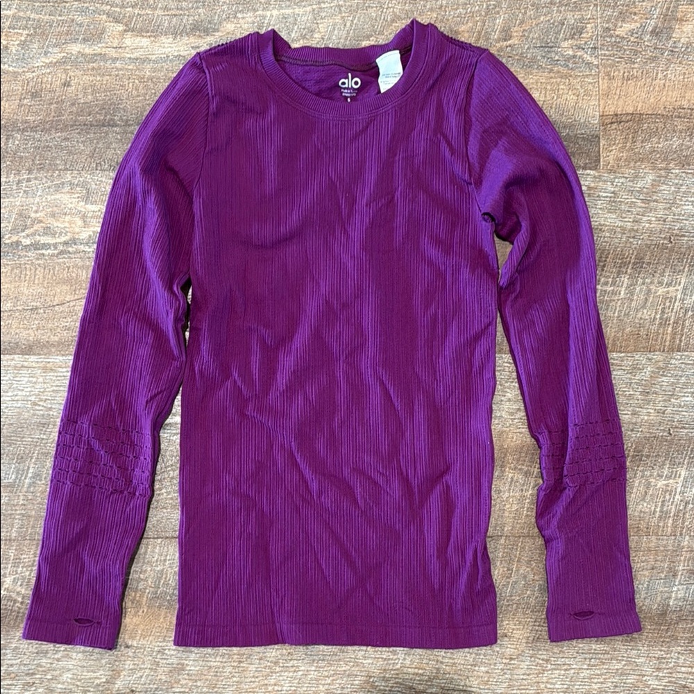 ALOyoga Exhale Long Sleeve Top - Juneberry/Purple size small